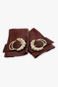 Leder-Handschuhe-fingerlos-Perla-Burdeos-Perlen-Schnalle-Armèlle-Spain-2